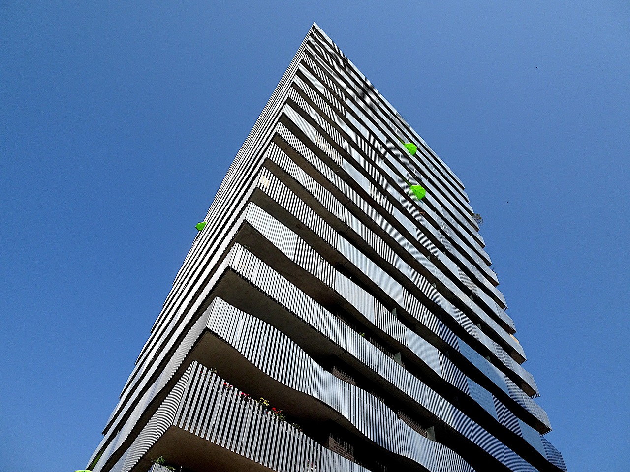 modern-architecture-5063626_1280